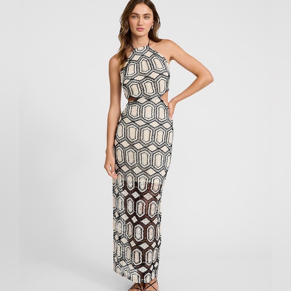 Elegant Halter Dress with Geometric Pattern